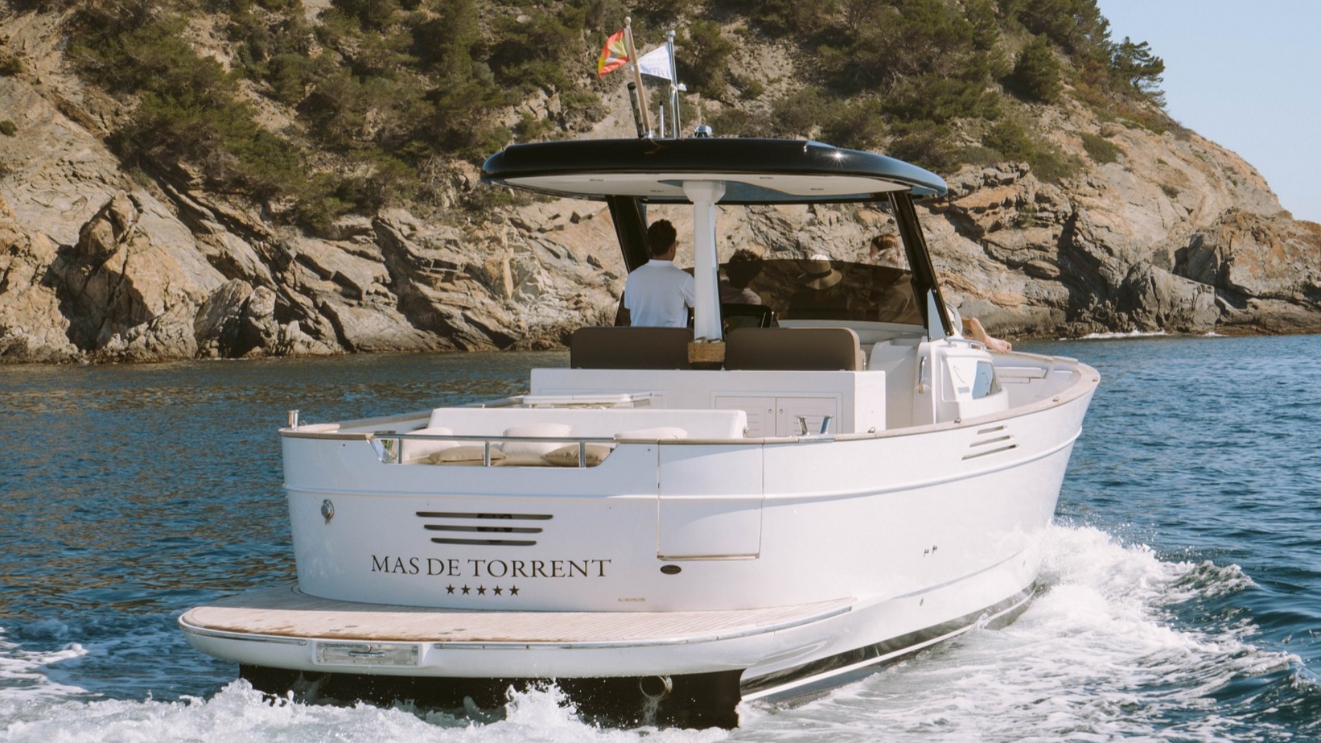 A_SAILING_MAS_DE_TORRENT-55_Foto-MariaCapdevila_Direction-ValentinaKalaydjian_1